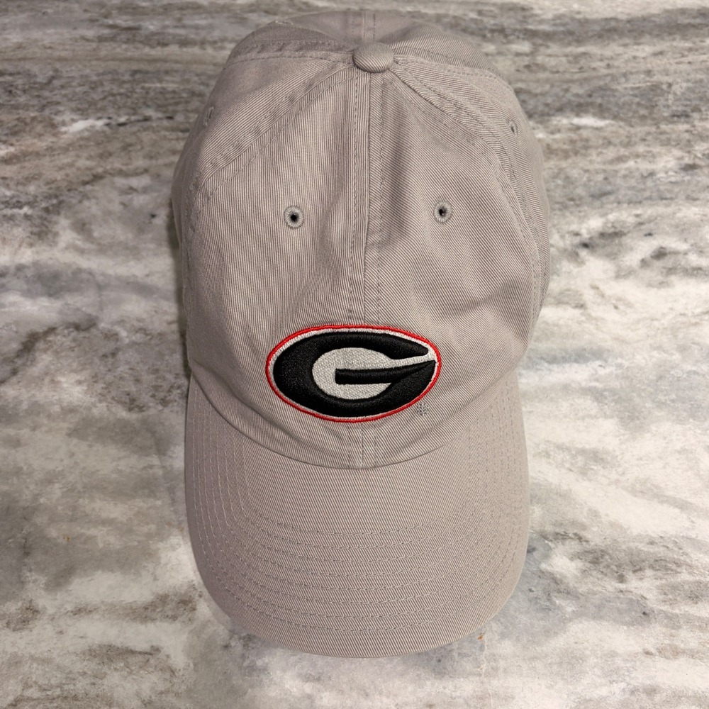 Georgia Bulldogs The Franchise NCAA Fitted Hat XL Tan Khaki G Logo Uga Mascot